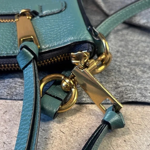 Marc Jacobs Teal Leather Crossbody Bag - Picture 3 of 8